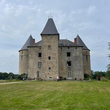 "Le Petit Bonheur" Gite Van 4 Tot 12 Personen Met Prive Vijver Van 2Ha Maisonnais-Sur-Tardoire Exterior foto